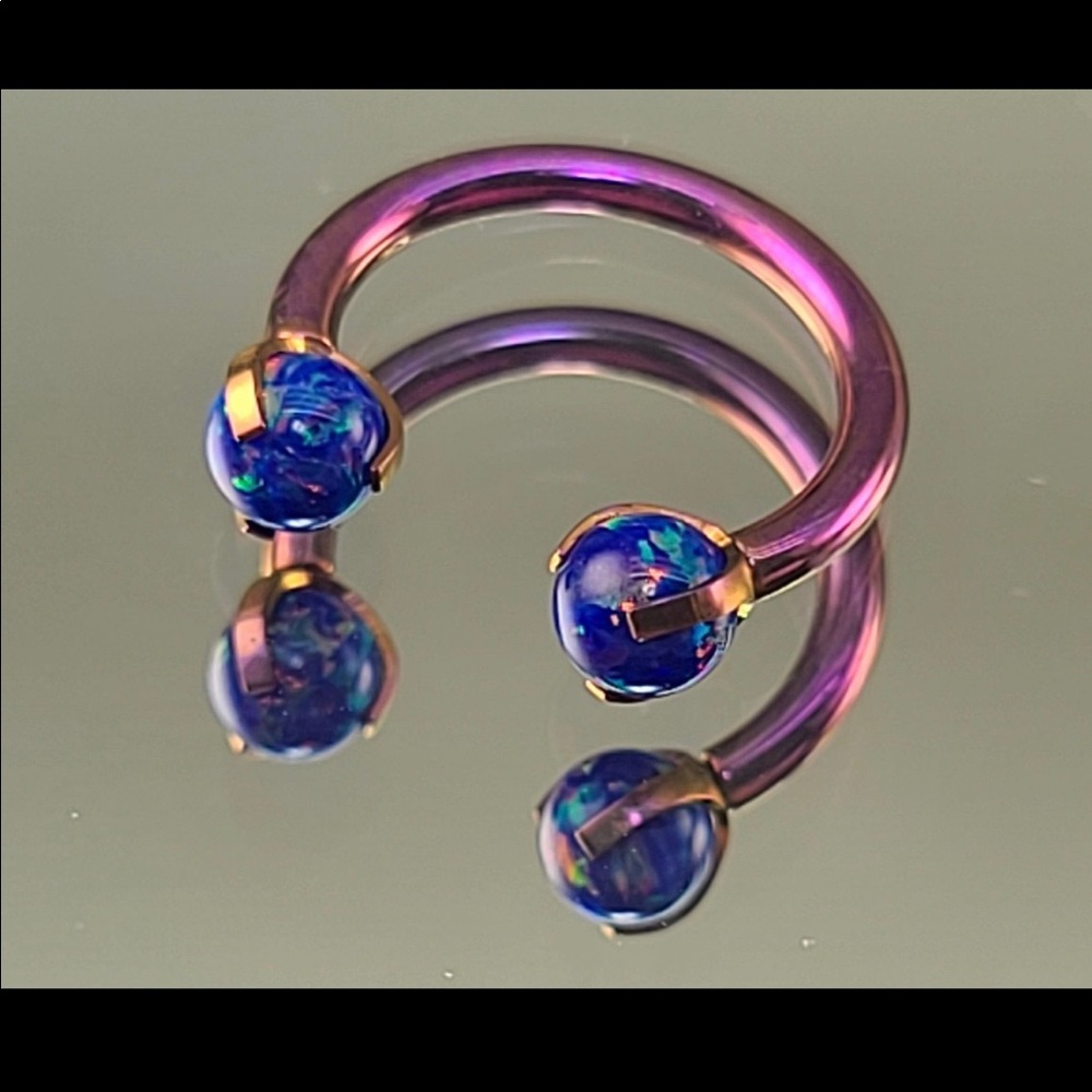 BRAND NEW NEVER WORN 14g 8mm Septum Ring